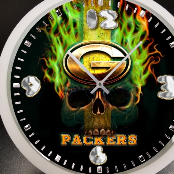 Green Bay Packers clock - Picture 2 of 3